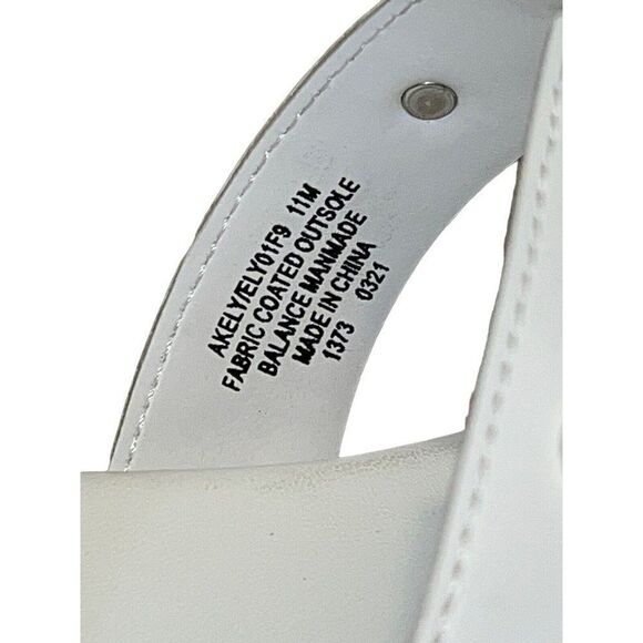Anne Klein Womens Ely Sandals Iflex Faux Leather White Silver Studs 11M New - Picture 9 of 10
